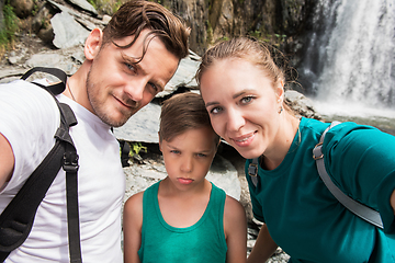 Image showing Selfie of family in mountain