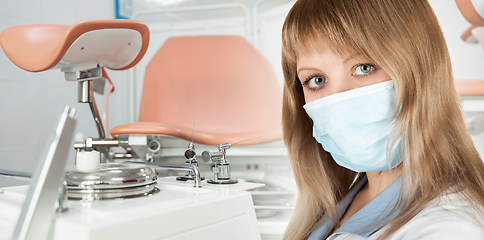 Image showing Female gynecologist in protective mask