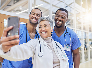 Image showing Memory, selfie and medical staff with collaboration, career and social media in a hospital, smile or cheerful. Doctors, nurse or group with connection, healthcare professional or teamwork with memory