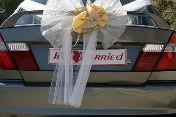 Image showing just married