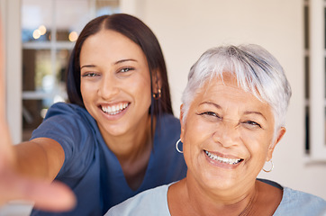 Image showing Healthcare, doctor and selfie portrait with elderly patient in living room, bonding during checkup at assisted living facility. Trust, senior care and nursing by friendly caretaker relax together