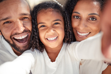 Image showing Selfie, happy family and portrait of girl bonding with mother and father, smile, relax and posing for picture. Love, cheerful and content child enjoying free time with her parents and taking photo