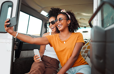 Image showing Travel, phone and selfie with friends in car for road trip adventure on Miami vacation for summer, transportation and social media. Happy, smile and holiday with women for internet post and youth