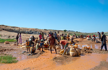 Image showing Local peoples mining and gem panning in Ihosy - Ilakaka, Madagascar.