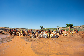 Image showing Local peoples mining and gem panning in Ihosy - Ilakaka, Madagascar.