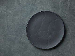 Image showing empty black plate