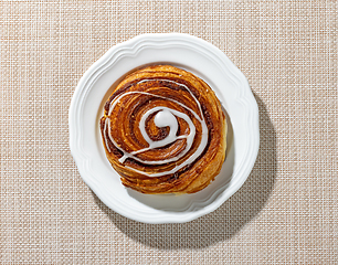 Image showing freshly baked cinnamon roll