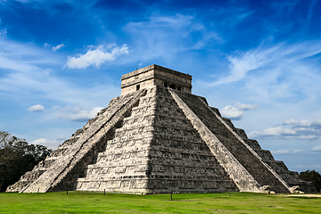 Image showing Mayan pyramid in Chichen-Itza, Mexico