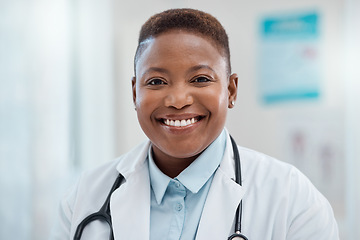 Image showing Trust me, Im a doctor. Portrait of a young doctor working in a clinic.