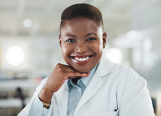 Image showing Lets see whats happening here. Portrait of a young woman working in a lab.