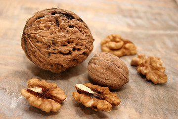 Image showing walnuts