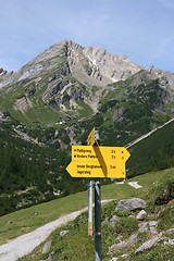 Image showing Alpine trail