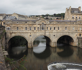 Image showing Pulteney Bridge in Bath