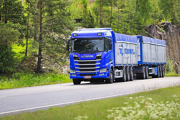 Image showing Blue Scania R650 Truck Bulk Commodity Transport Trailer on Road