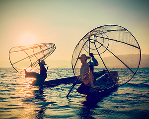 Image showing Traditional Burmese fisherman at Inle lake, Myanmar