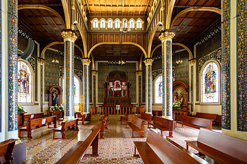 Image showing Interior of the cathedral Basilica de Nuestra Senora de los Angeles in Cartago in Costa Rica