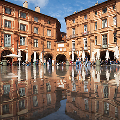 Image showing Place Nationale and its central pond. Photography taken in Monta