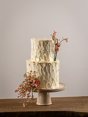 Image showing Luxurious wedding cake