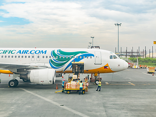 Image showing Cargo being loaded onto a Cebu Pacific Airbus A320