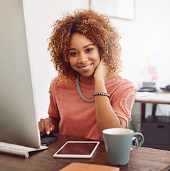 Image showing Portrait, startup or designer with tablet for research, editing or copywriting on blog in a media agency. Smile, phone or happy woman at desk working on internet update, networking or reading news