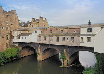 Image showing Pulteney Bridge in Bath