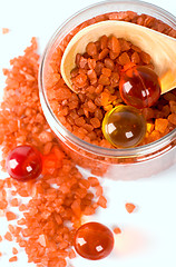 Image showing bath salt and oil balls in a bowl