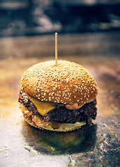 Image showing Delicious grilled burger