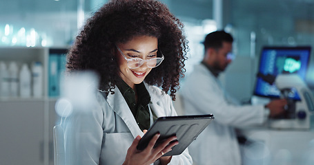 Image showing Tablet, reading and woman scientist in laboratory working on medical research, project or experiment. Science, career and female researcher with digital technology for pharmaceutical innovation.