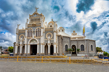 Image showing The cathedral Basilica de Nuestra Senora de los Angeles in Cartago in Costa Rica