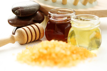 Image showing honey bath time