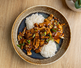 Image showing Delicious beef stir fry with vegetables