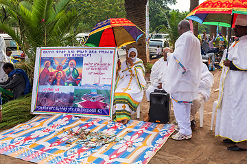 Image showing Community raising funds to fix the church, Bahir Dar, Etiopia