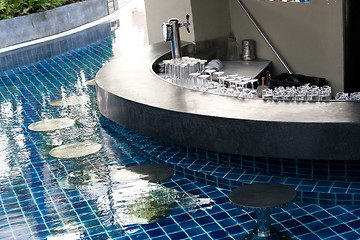 Image showing Swimming pool bar