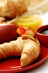 Image showing butter croissant