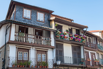 Image showing Architecture details on Oliveira Plaza 