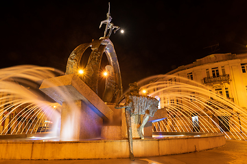 Image showing Water fountain at night