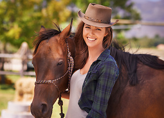 Image showing Woman or cowgirl, portrait and horse on farm to train or feed and grooming for animal or pet care. Person, stallion and outdoors to ride together in countryside in Texas for rural life and adventure.