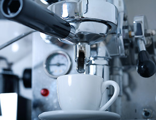 Image showing Preparing coffee