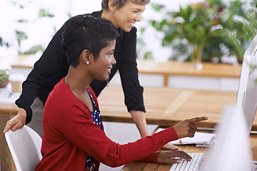 Image showing Mentor, woman or pc in technology, collaboration or discussion to exchange problem solving solution. Businesswomen, desktop or talk in learning, support or communication in software startup company