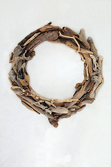 Image showing Natural Driftwood Round Shape Wreath Sculpture