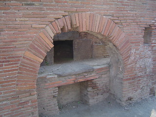 Image showing Bakery where the first pizza was made