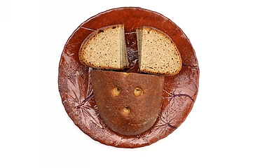 Image showing sliced rye bread on a plate