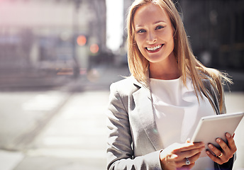 Image showing Smile, tablet and portrait of businesswoman, city or urban for corporate employee. Confidence, technology and commute or travel to workplace in New York, business consultant and successful career