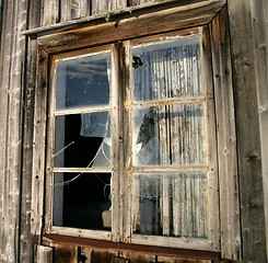 Image showing Old broken window