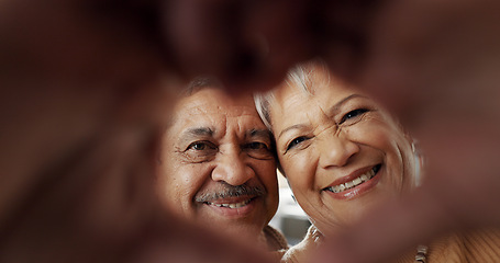 Image showing Happy, selfie and senior couple in a living room with heart, hands or frame zoom in their home together. Smile, portrait and elderly people bond in retirement with profile picture, memory or love