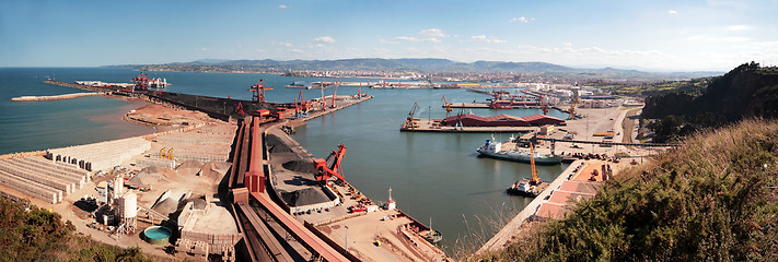 Image showing Industrial sea port