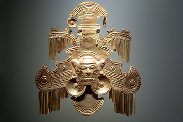 Image showing Pre-Columbian gold artifact in the Museo del Oro. Famous Gold Museum, Bogota, Colombia.