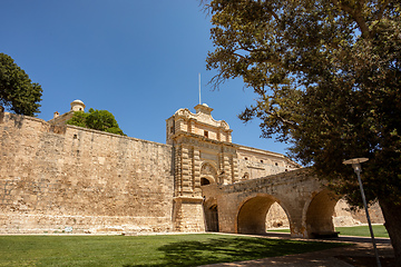 Image showing Entrance bridge and gate to Mdina, Malta.