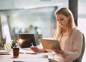 Image showing Office, thinking and woman with notes, tablet and ideas for online report, small business plan and market research. Reading, writing and businesswoman at desk with digital app, growth and development