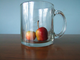 Image showing tiny apples in mug